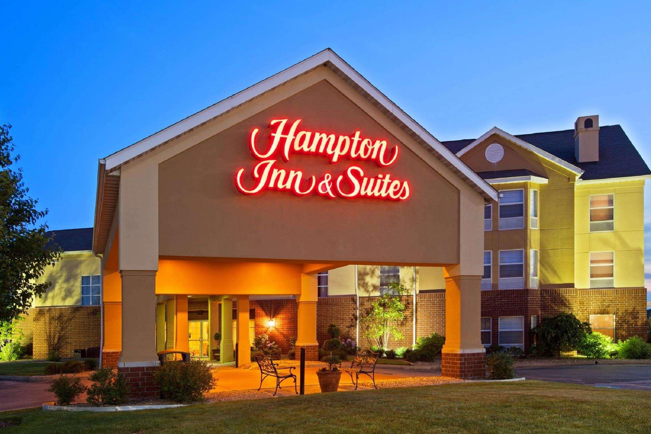 Hampton Inn & Suites Cleveland-Southeast-Streetsboro Exterior foto
